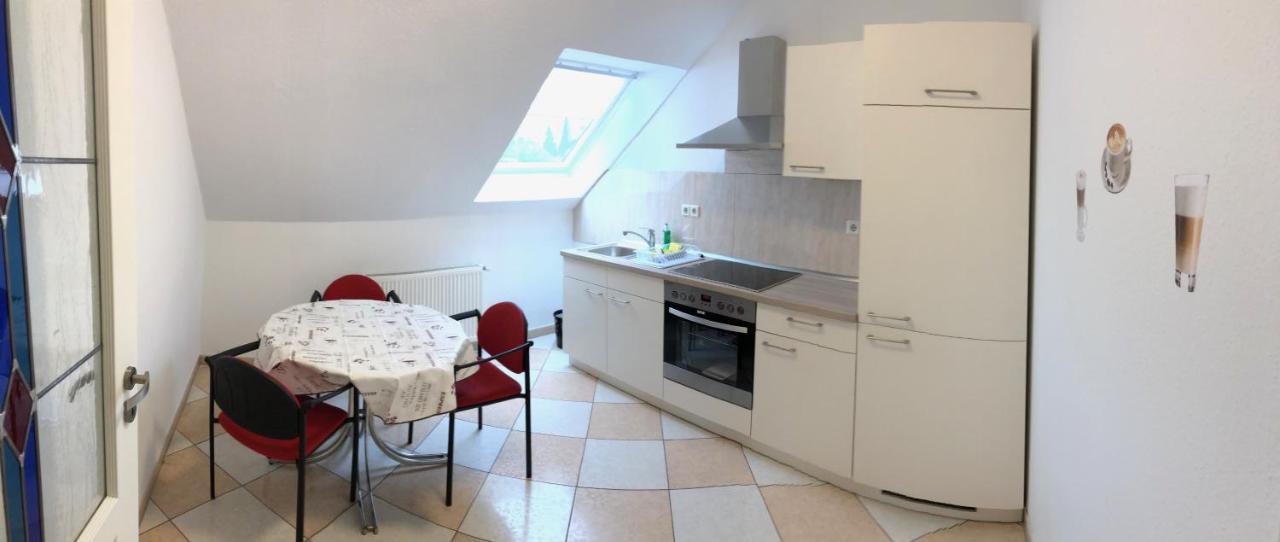 Apartmenthaus Am Bahnhof Apartment