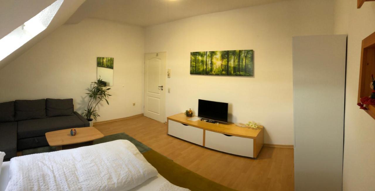 Apartmenthaus Am Bahnhof Apartment